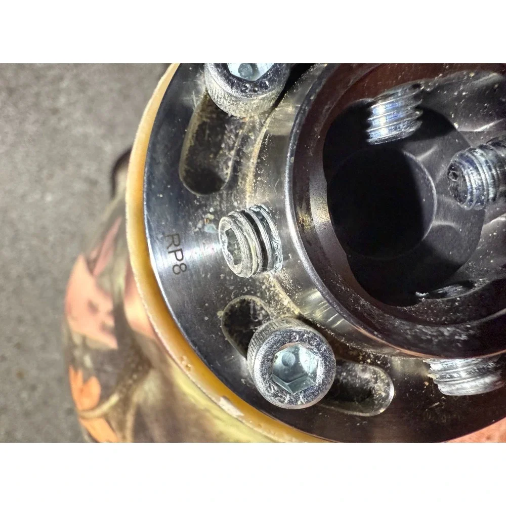 Camo Prosthetic Socket w/ Lyn Valve + 2 Össur Iceross Liners‎ – Display Only